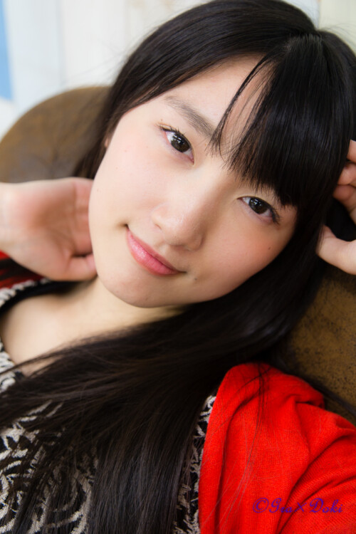 田中菜々さん私服ポートレート