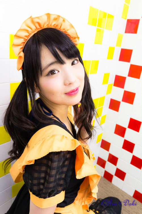 円谷優希 私服ポートレート