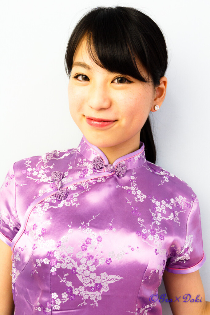 佐々川未來さんチャイニーズドレスコスプレ