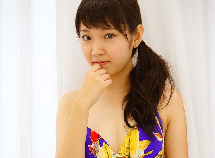 三神美優さん水着グラビア