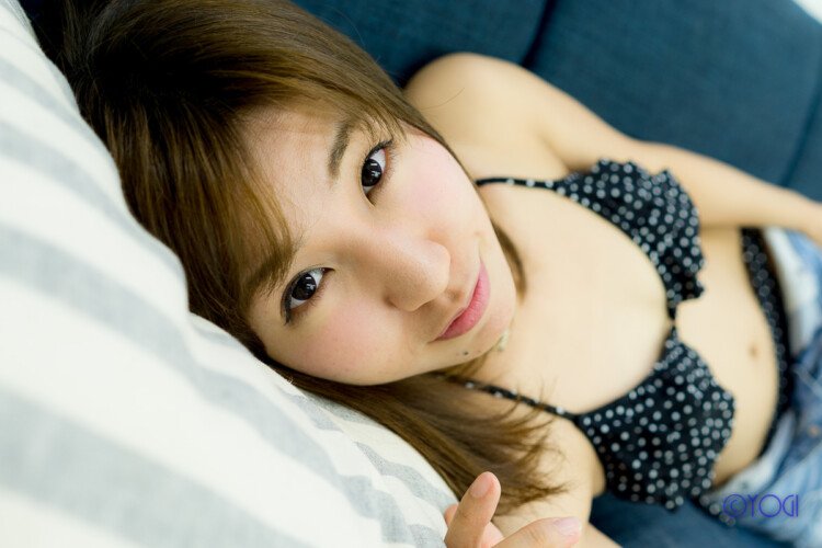 柚木彩見 ポートレート