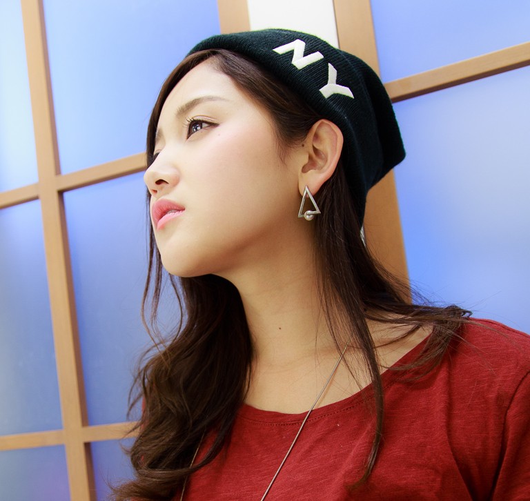 小島みゆ私服ポートレート