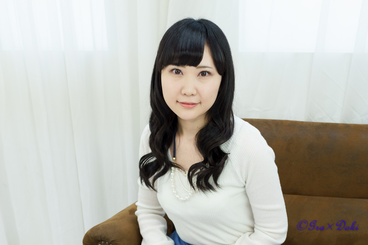 高原ゆりなさん私服ポートレート