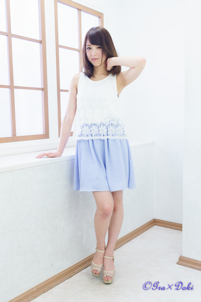荒木憂紀さんの私服ポートレート