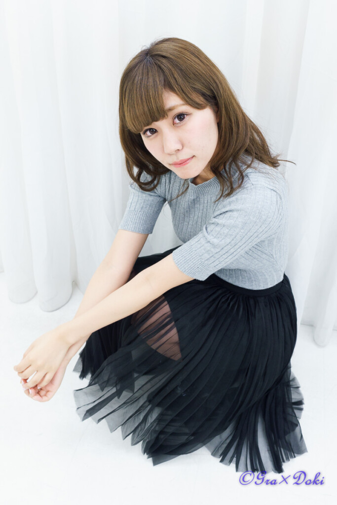 モデルの森さくらさんの私服ポートレート