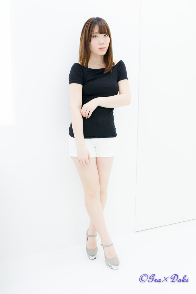 星合桃子 私服ポートレート