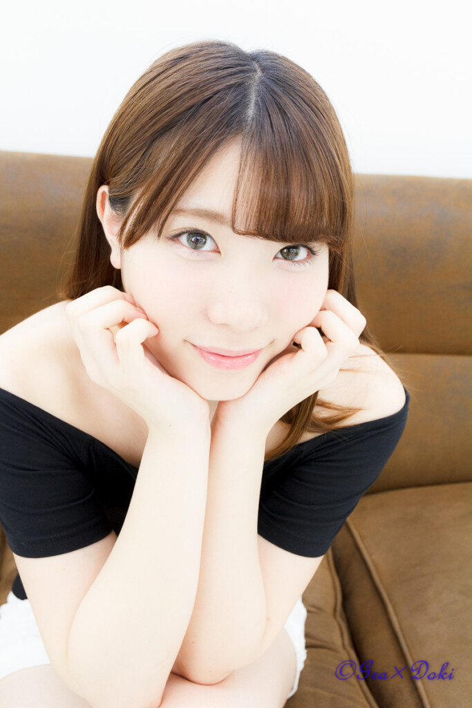 星合桃子 私服ポートレート