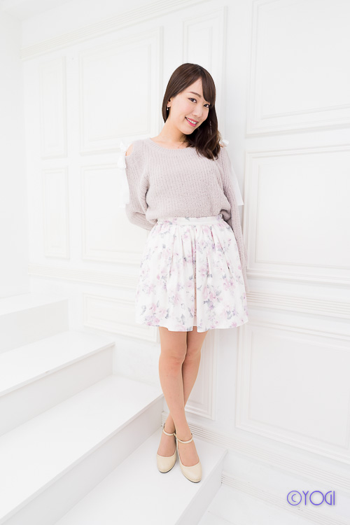 徳成玲香さんの私服ポートレート