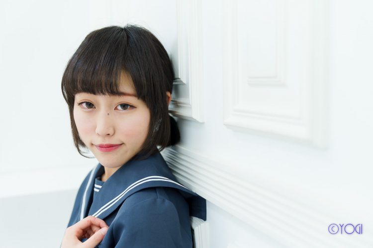すずはらかのん制服コスプレ
