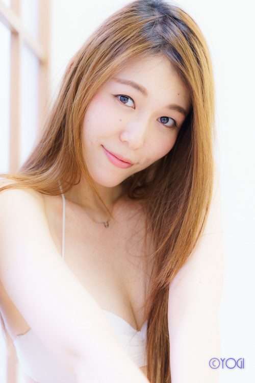 三浦孔美さんの水着グラビア