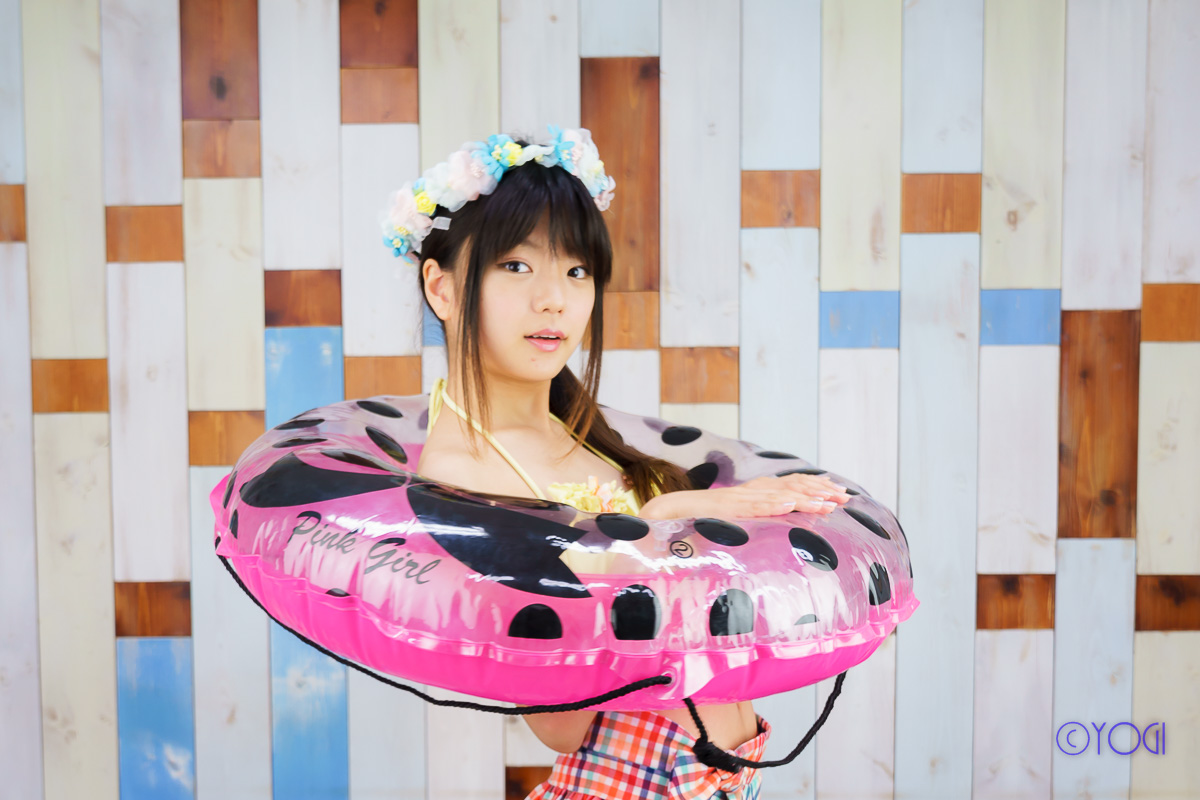 新山きらりさん水着写真