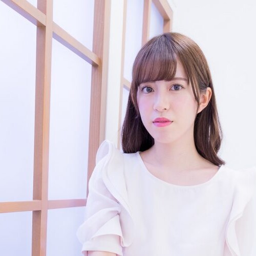 渡辺みな 私服ポートレート