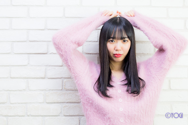 桑名利瑠私服ポートレート