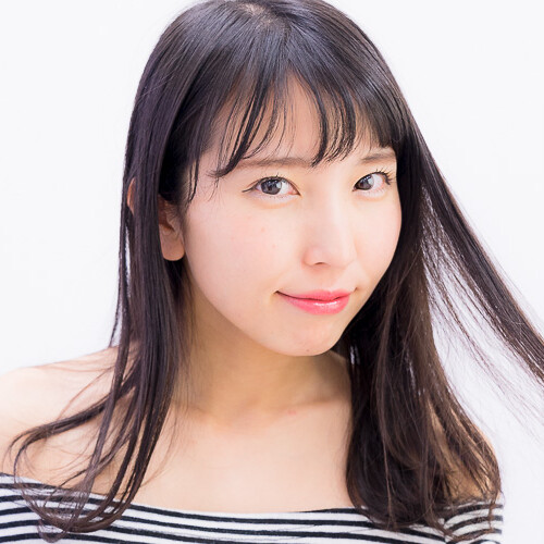 月城海里愛さんの私服ポートレート