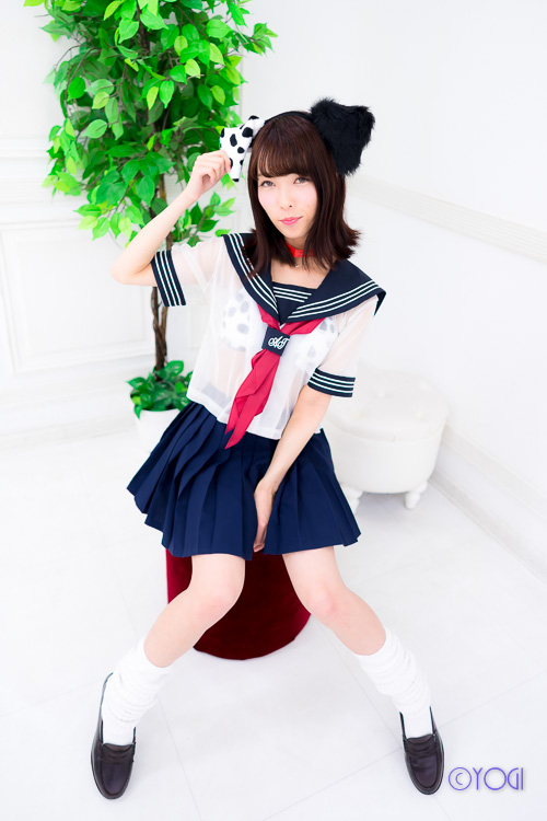 桐間彩(あーにゃん)制服コスプレ