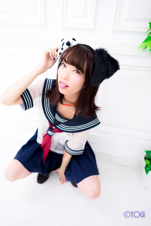 桐間彩(あーにゃん)制服コスプレ