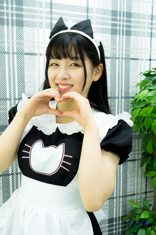 朝倉雅 メイドコスプレ