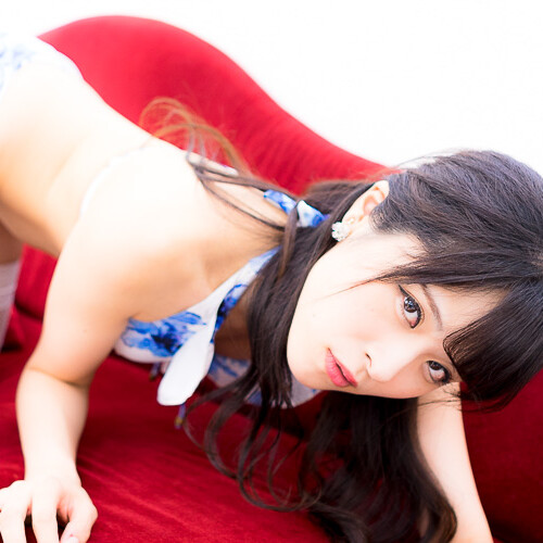 藍田麻利衣水着ポートレート