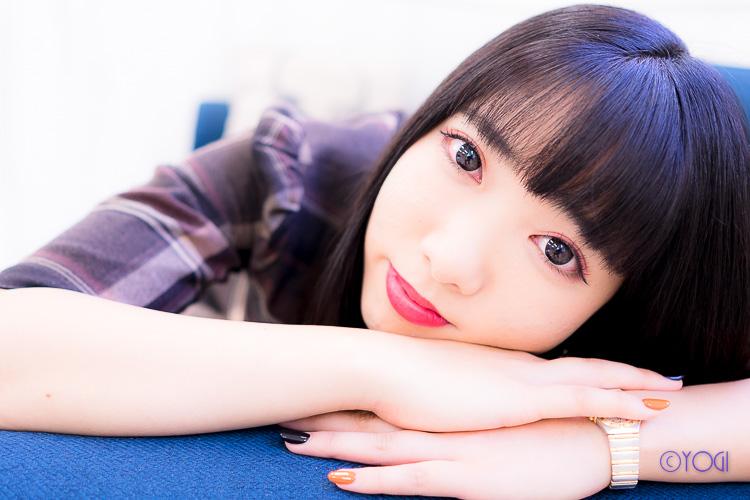 佐久間愛華私服ポートレート