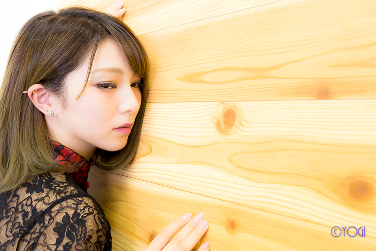 仲村朋華 私服ポートレート