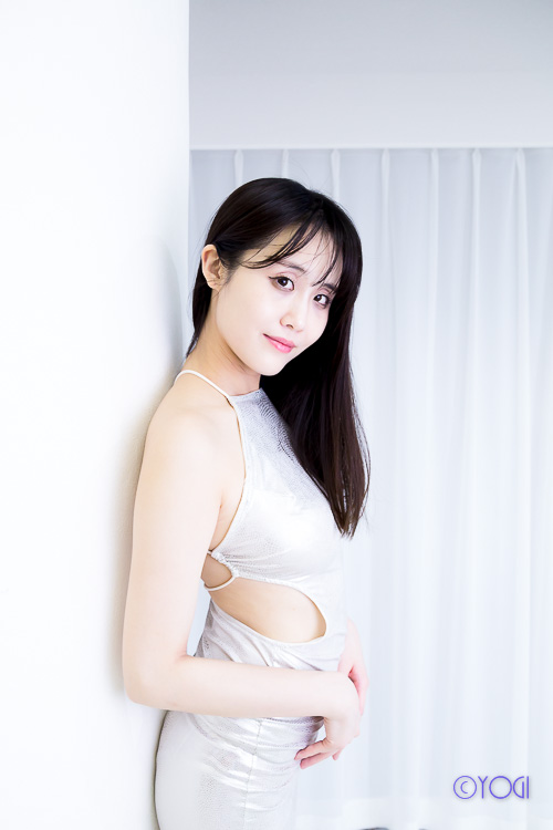 桃知レイナ私服ポートレート