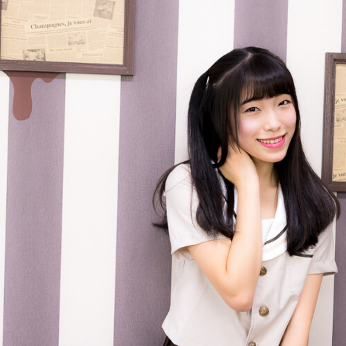 瀬名深月 制服コスプレ