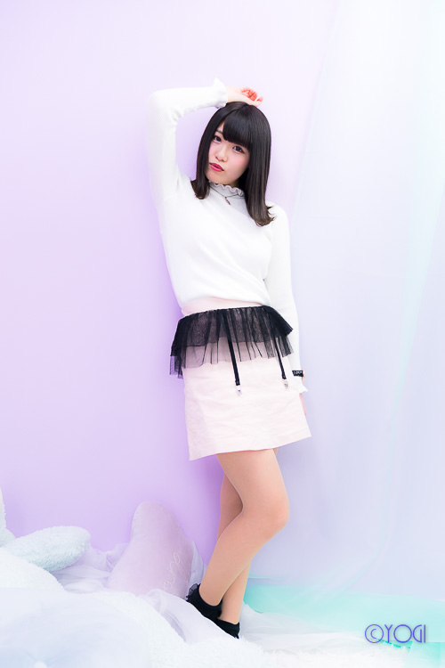 今井なぎさ 服ポートレート
