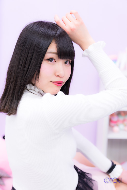 今井なぎさ 服ポートレート