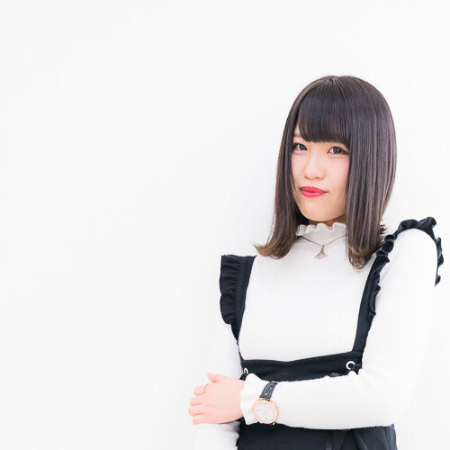 今井なぎさ 服ポートレート