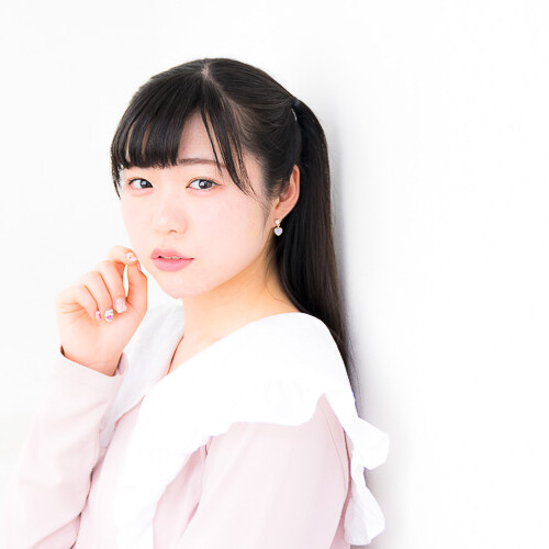 青葉ここ 私服ポートレート