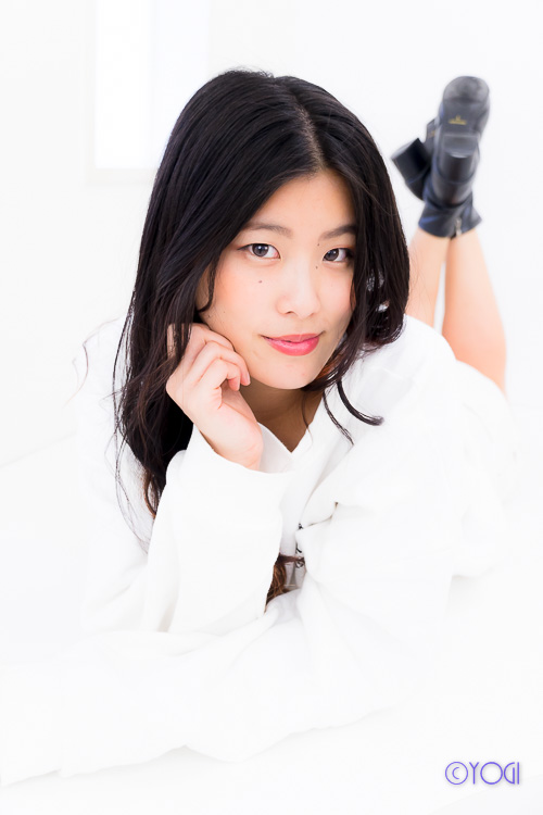 里田茜 私服ポートレート
