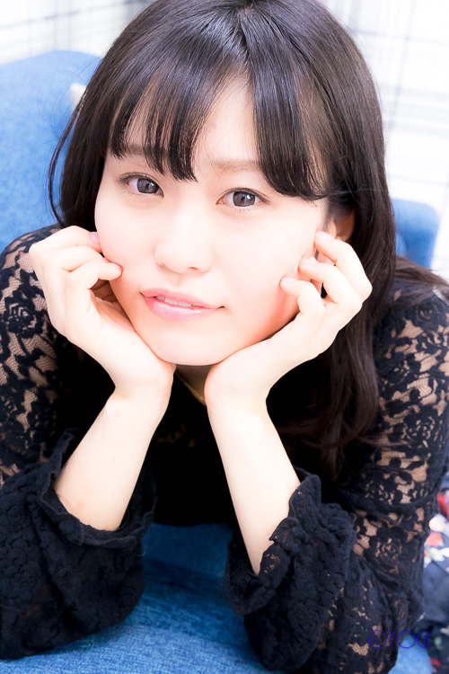 鈴木萌花 ポートレート