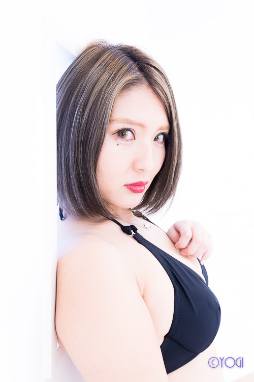 mona ポートレート