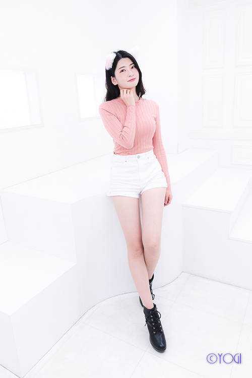 高橋理沙 私服ポートレート
