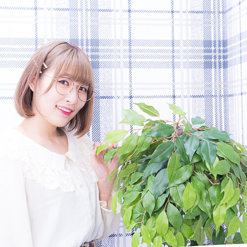 松樹マユウ ポートレート