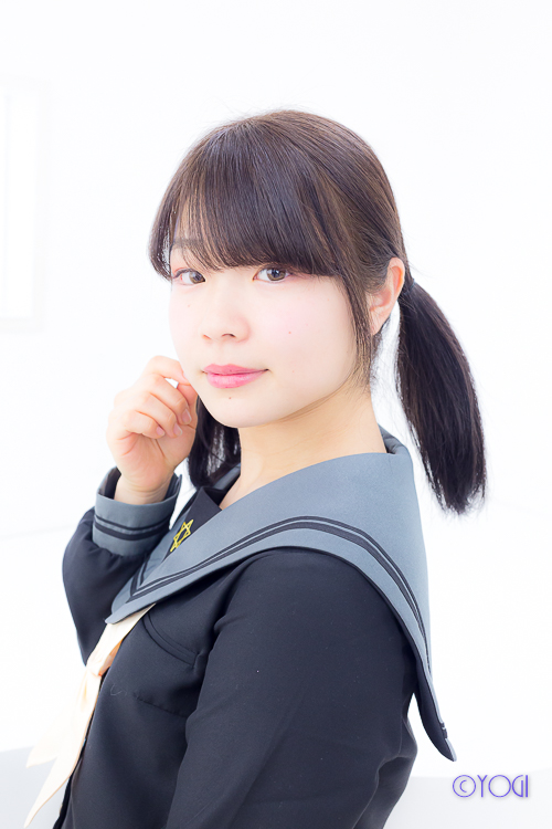 小林ゆらん 私服ポートレート