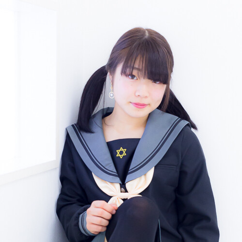 小林ゆらん 私服ポートレート