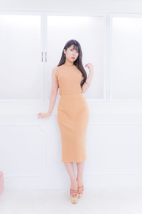 加藤さやか 私服ポートレート