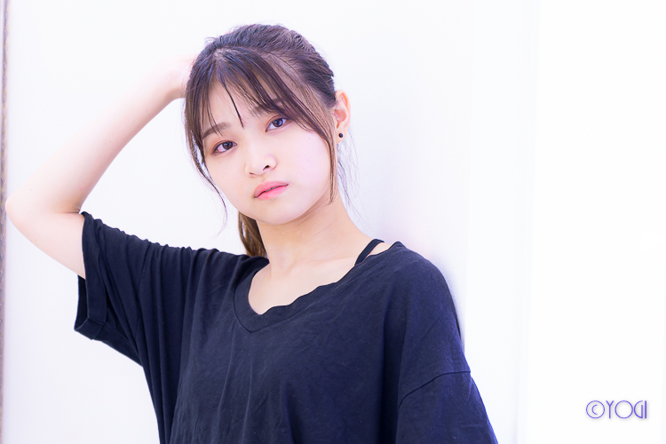 麗日しおん 私服ポートレート