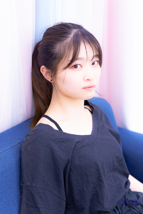 麗日しおん 私服ポートレート