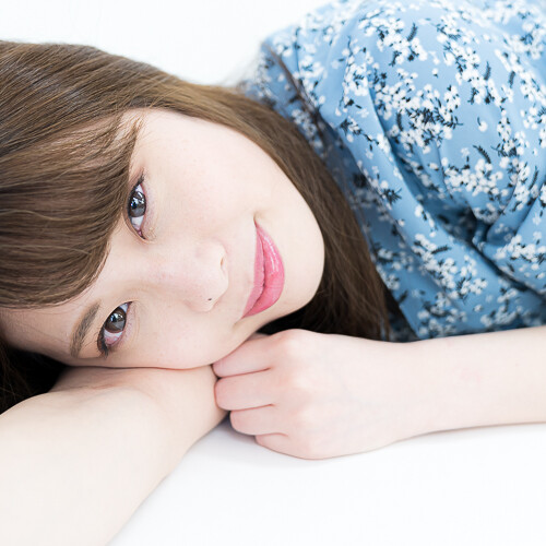Ayu 私服ポートレート