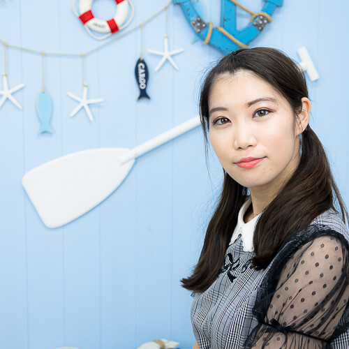 橋本心音 私服ポートレート