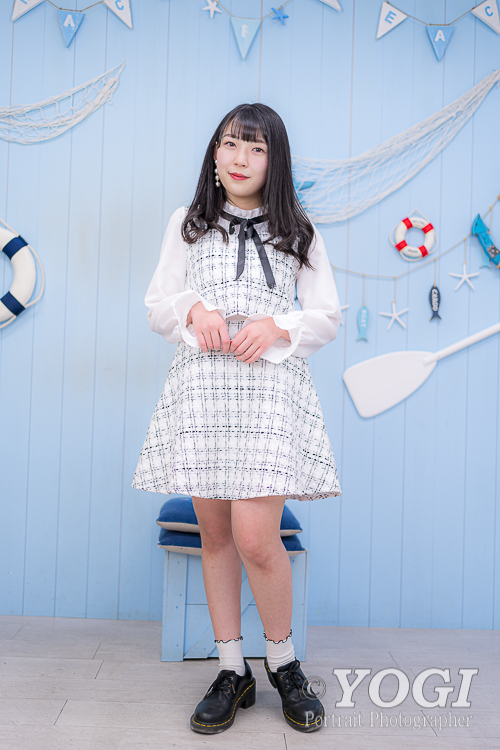 篠崎める 私服ポートレート