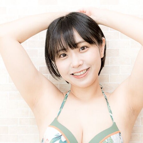 岡里捺李 水着ポートレート