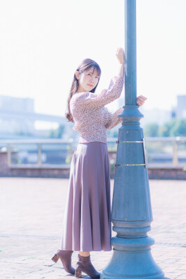 しもむらさき（Eins）私服ポートレート